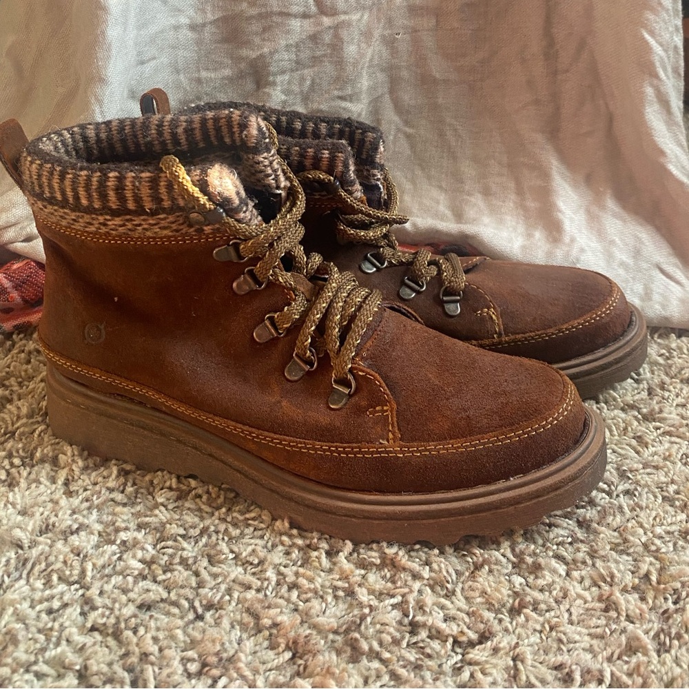 Women’s Born boots